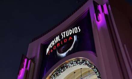 Tracker Tips: Celebrate the Season with Holidays at Universal Orlando 2025